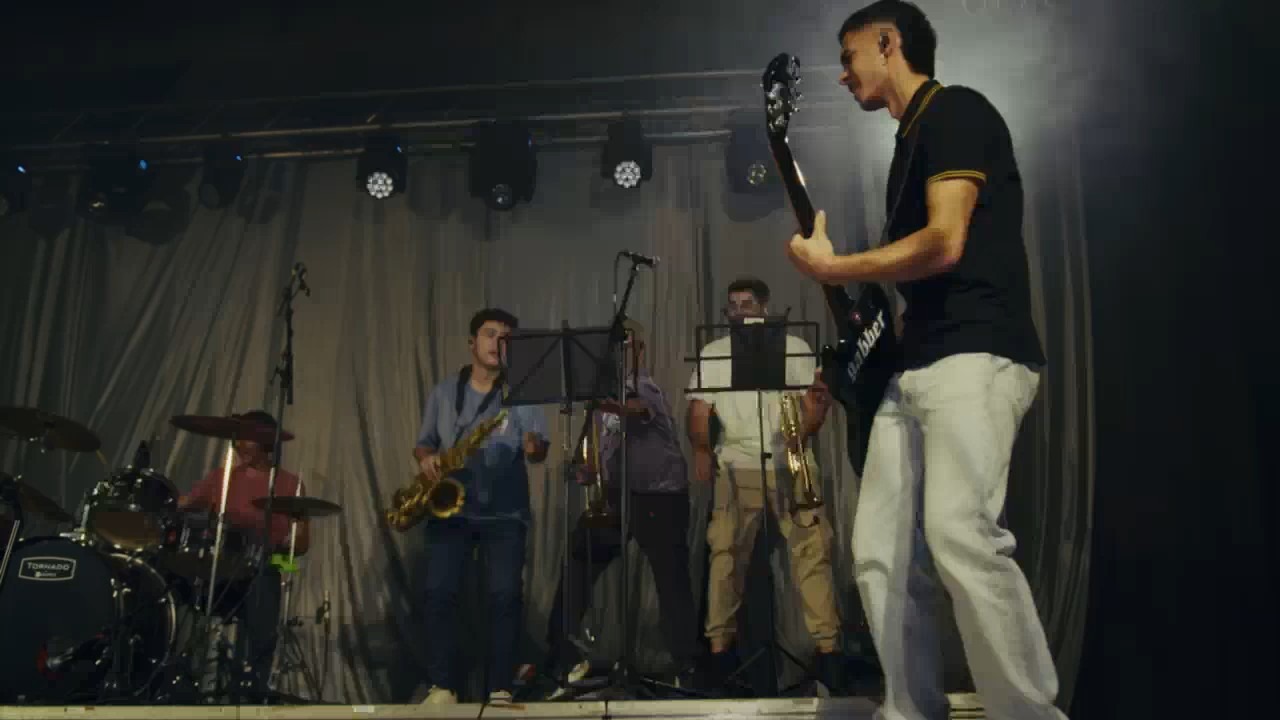 Vídeo promocional de Punts Suspensius